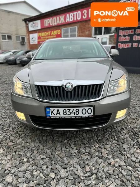 Skoda Octavia, 2010 р., Бензин, 170 тис. км, Седан, Бежевий, Сміла AT-10417469 фото