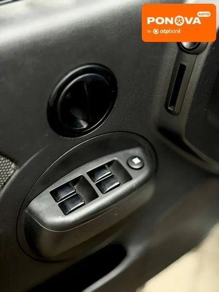 Chevrolet Aveo, 2006 р., Бензин, 183 тис. км, Седан, Сірий, Кам'янське (Дніпродзержинськ) AT-10411420 фото