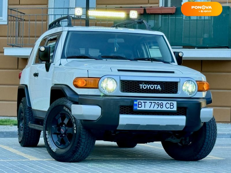 Toyota FJ Cruiser, 2009, Газ пропан-бутан / Бензин, 3.96 л., 180 тис. км, Позашляховик / Кросовер, Білий, Одеса 48339 фото