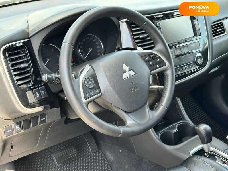 Mitsubishi Outlander, 2014, Дизель, 2.2 л., 177 тыс. км, Внедорожник / Кроссовер, Серый, Дубно 111063 фото