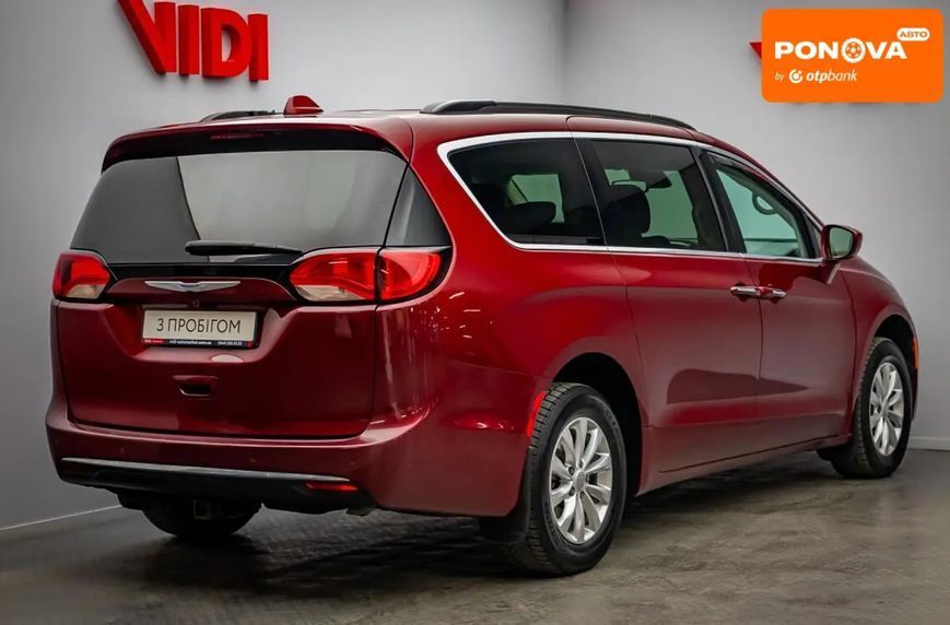Chrysler Pacifica, 2018 г., Бензин, 145 тыс. км, Минивен, Красный, Киев AT-10424925 фото