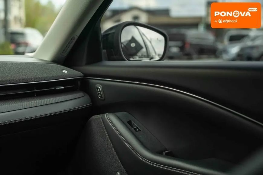Ford Mustang Mach-E, 2020 р., Електро, 125 тис. км, Позашляховик / Кросовер, Чорний, Чернівці AT-10416821 фото