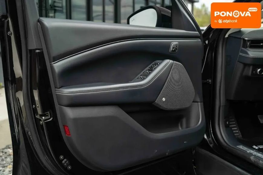 Ford Mustang Mach-E, 2020 р., Електро, 125 тис. км, Позашляховик / Кросовер, Чорний, Чернівці AT-10416821 фото