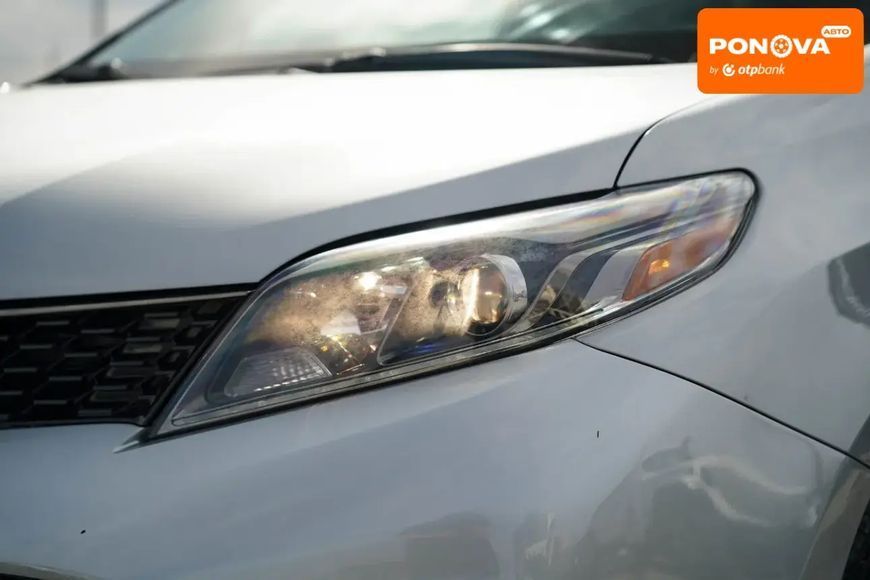 Toyota Sienna, 2019 г., Бензин, 72 тыс. км, Минивен, Серый, Черновцы AT-10402243 фото