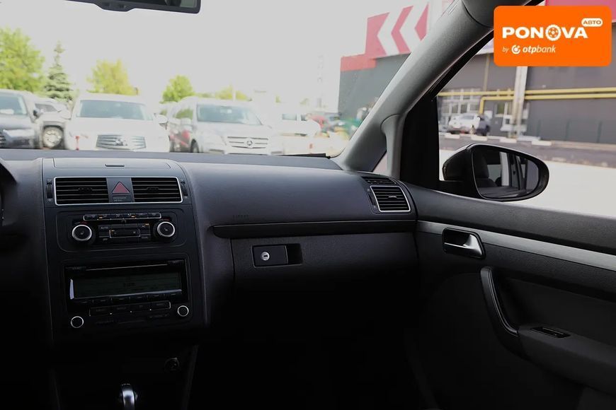 Volkswagen Touran, 2010 р., Бензин, 224 тис. км, Хетчбек, Чорний, Київ AT-10417569 фото