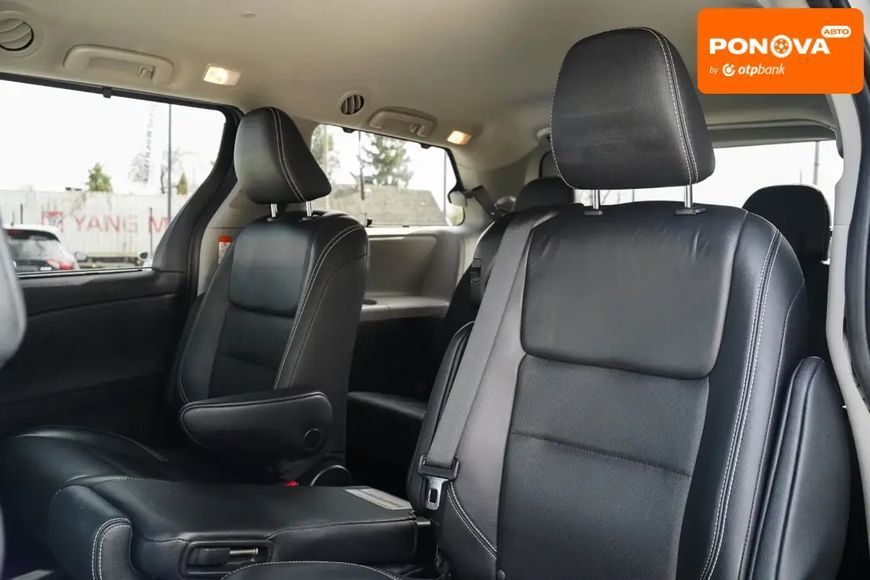 Toyota Sienna, 2019 г., Бензин, 72 тыс. км, Минивен, Серый, Черновцы AT-10402243 фото