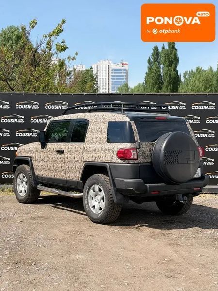 Toyota FJ Cruiser, 2008 р., Газ метан / Бензин, 83 тис. км, Позашляховик / Кросовер, Бежевий, Київ AT-10417876 фото