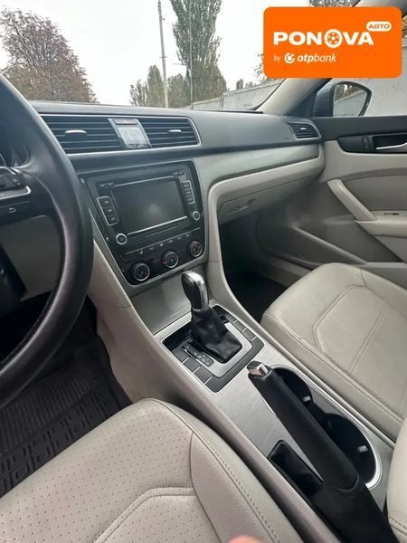 Volkswagen Passat, 2015 р., Дизель, 151 тис. км, Седан, Сірий, Запоріжжя AT-10403930 фото