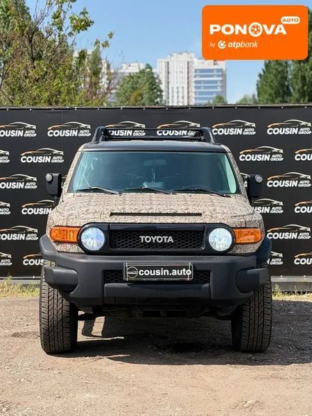 Toyota FJ Cruiser, 2008 р., Газ метан / Бензин, 83 тис. км, Позашляховик / Кросовер, Бежевий, Київ AT-10417876 фото