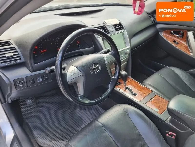 Toyota Camry, 2008 г., Газ пропан-бутан / Бензин, 280 тыс. км, Седан, Серый, Днепр (Днепропетровск) AT-10418032 фото