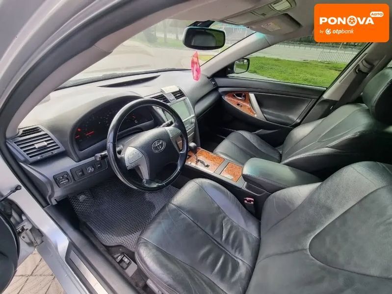 Toyota Camry, 2008 г., Газ пропан-бутан / Бензин, 280 тыс. км, Седан, Серый, Днепр (Днепропетровск) AT-10418032 фото