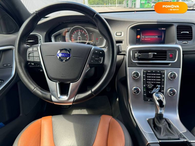 Volvo S60 Cross Country, 2017, Бензин, 51 тис. км, Седан, Сірий, Київ 109227 фото