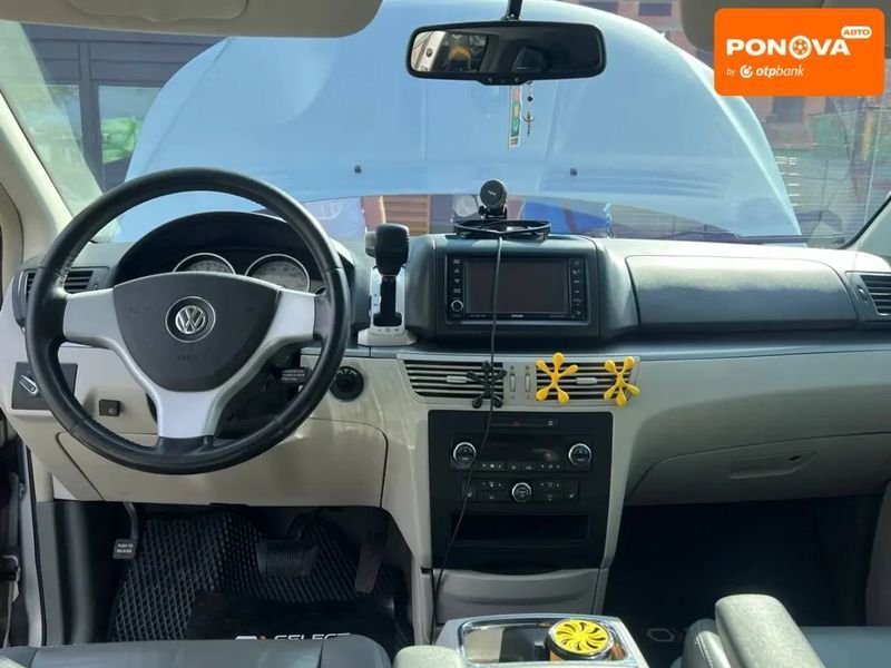 Volkswagen Routan, 2010 р., Бензин, 250 тис. км, Мінівен, Сірий, Львів AT-10427011 фото