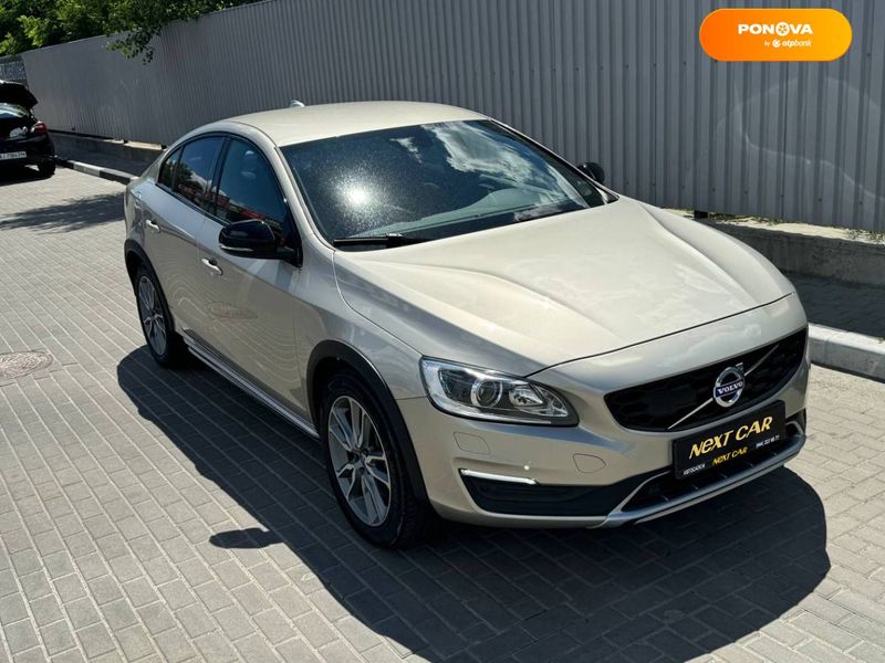 Volvo S60 Cross Country, 2017, Бензин, 51 тис. км, Седан, Сірий, Київ 109227 фото