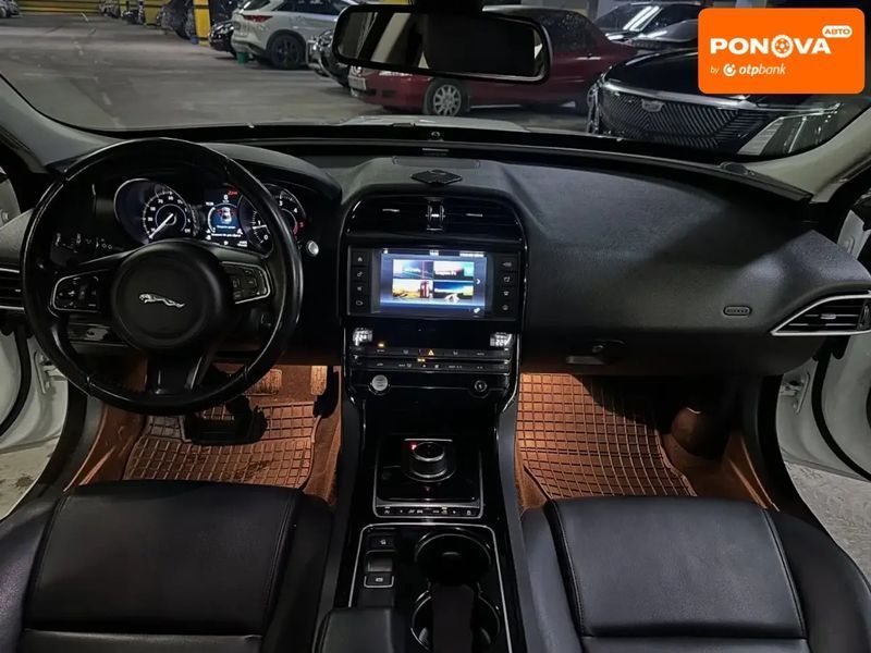 Jaguar XE, 2016 р., Дизель, 209 тис. км, Седан, Білий, Дніпро (Дніпропетровськ) AT-10408241 фото