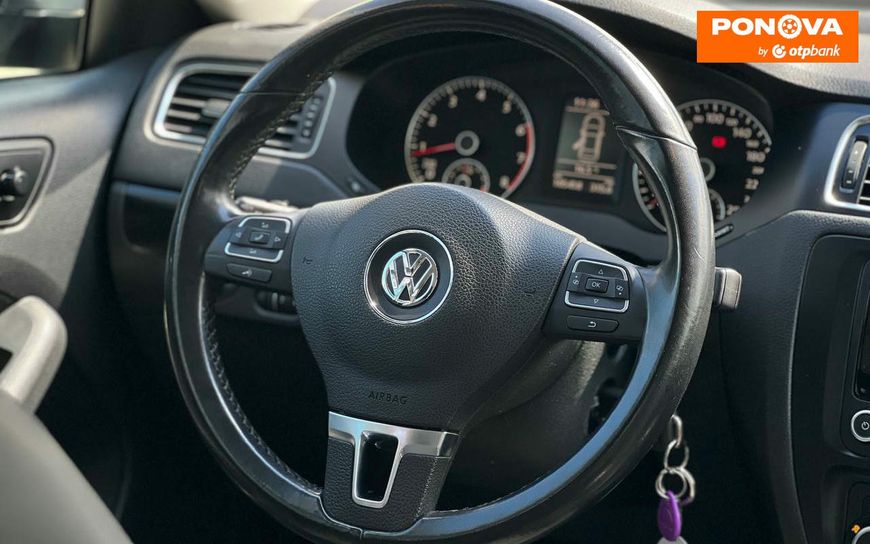 Volkswagen Jetta, 2011, Бензин, 1.2 л., 105 тис. км, Седан, Сірий, Івано-Франківськ 98102 фото