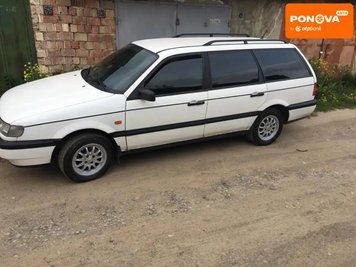 Volkswagen Passat, 1995 г., Газ пропан-бутан / Бензин, 400 тыс. км, Универсал, Белый, Черновцы AT-10411726 фото