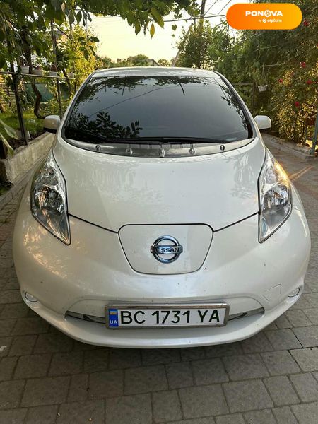 Nissan Leaf, 2015, Електро, 137 тис. км, Хетчбек, Білий, Львів Cars-Pr-141701 фото