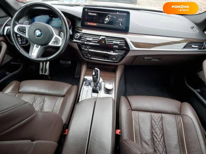 BMW 5 Series, 2021, Бензин, 3 л., 36 тис. км, Седан, Сірий, Київ Cars-EU-US-KR-45534 фото