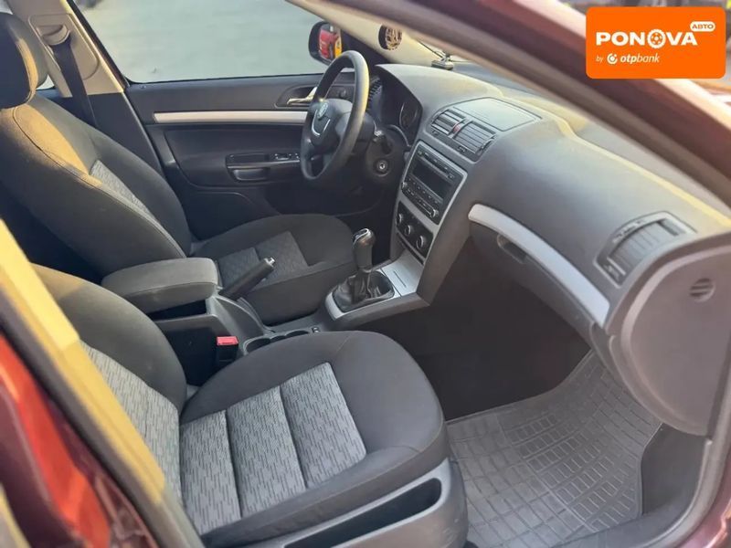 Skoda Octavia, 2011 р., Бензин, 130 тис. км, Седан, Червоний, Дніпро (Дніпропетровськ) AT-10416915 фото