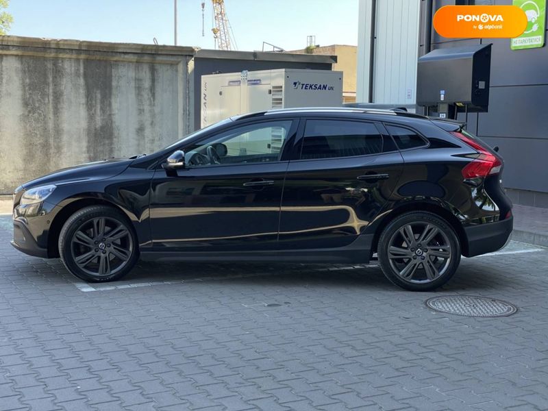 Volvo V40, 2015, Дизель, 2 л., 249 тыс. км, Хетчбек, Чорный, Киев 39697 фото