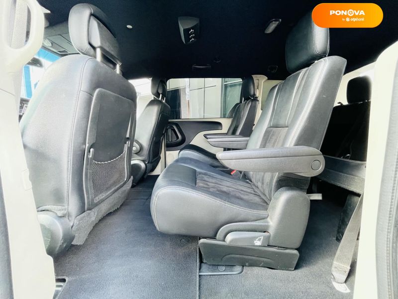 Dodge Grand Caravan, 2017, Бензин, 3.6 л., 169 тис. км, Мінівен, Сірий, Київ 50590 фото