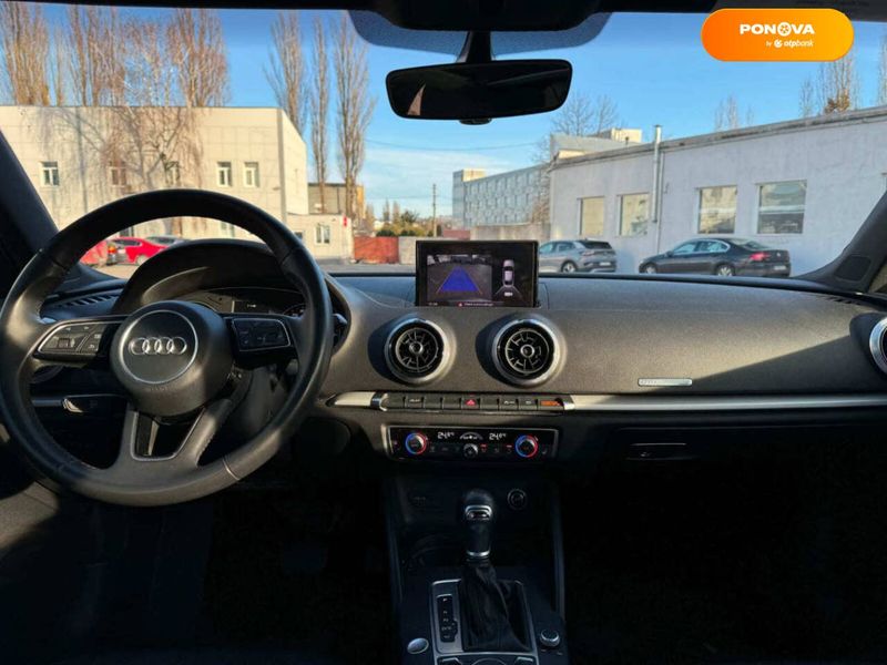 Audi A3, 2017, Бензин, 2 л., 133 тис. км, Седан, Сірий, Київ 27280 фото