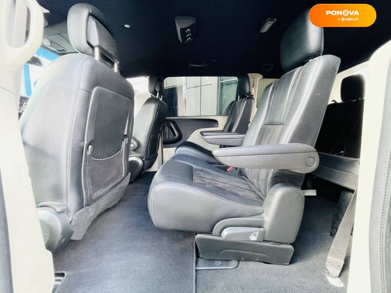 Dodge Grand Caravan, 2017, Бензин, 3.6 л., 169 тис. км, Мінівен, Сірий, Київ 50590 фото