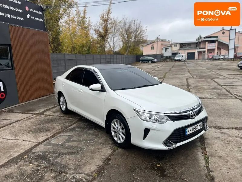 Toyota Camry, 2015 р., Газ пропан-бутан / Бензин, 190 тис. км, Седан, Білий, Харків AT-10404392 фото