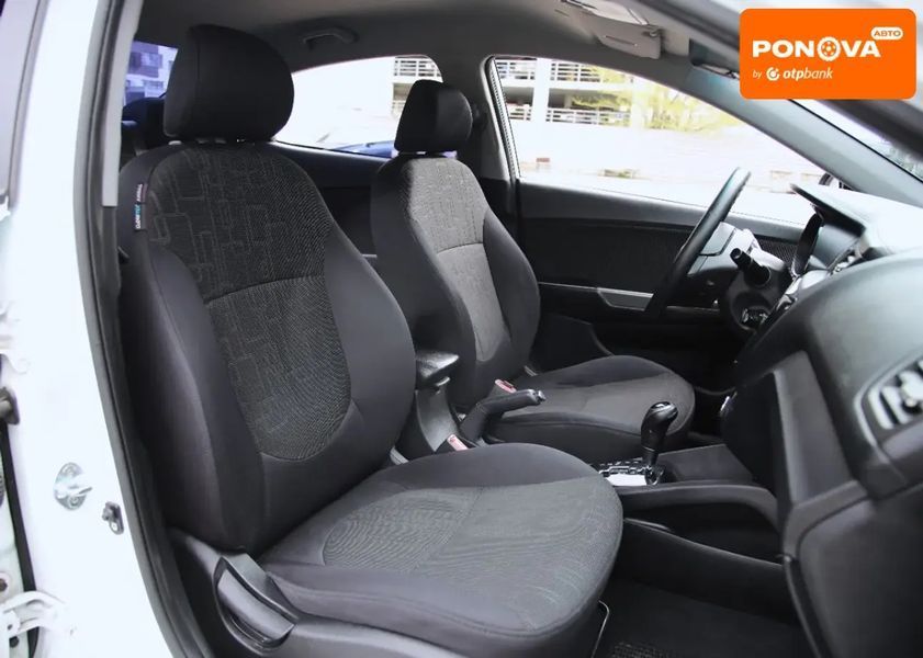 Kia Rio, 2012 г., Бензин, 127 тыс. км, Седан, Белый, Харьков AT-10415911 фото