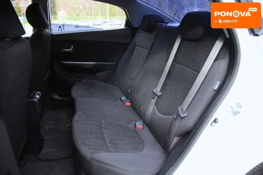 Kia Rio, 2012 г., Бензин, 127 тыс. км, Седан, Белый, Харьков AT-10415911 фото
