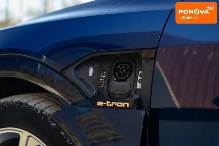Audi e-tron, 2021 р., Електро, 85 тис. км, Позашляховик / Кросовер, Синій, Чернівці AT-10406679 фото