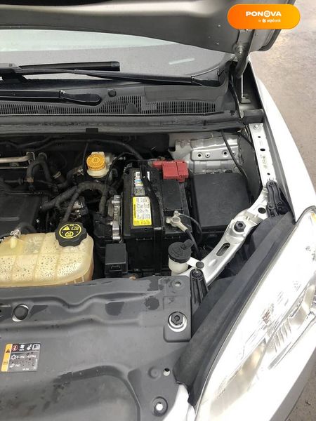 Chevrolet Trax, 2015, Бензин, 1.4 л., 250 тис. км, Позашляховик / Кросовер, Сірий, Мукачево 6650 фото