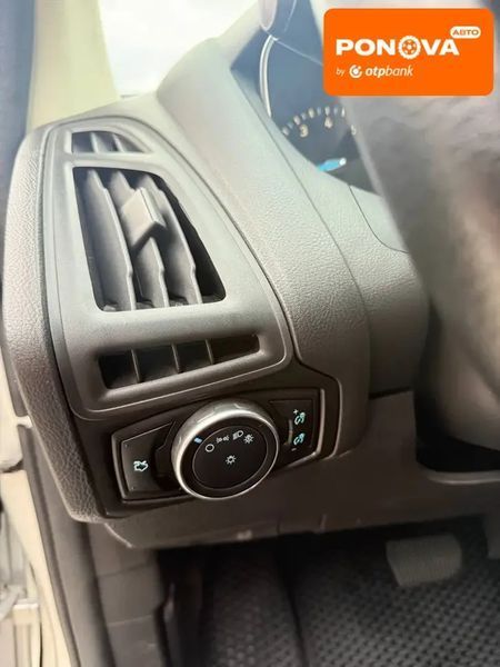 Ford Focus, 2015 р., Бензин, 245 тис. км, Седан, Сірий, Дніпро (Дніпропетровськ) AT-10415381 фото