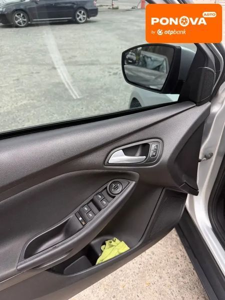 Ford Focus, 2015 р., Бензин, 245 тис. км, Седан, Сірий, Дніпро (Дніпропетровськ) AT-10415381 фото