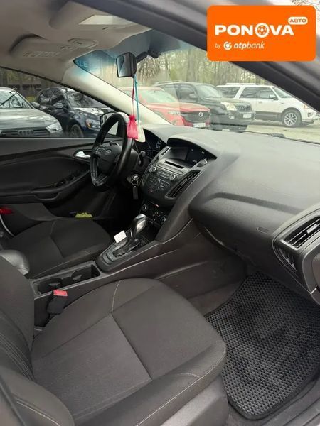 Ford Focus, 2015 р., Бензин, 245 тис. км, Седан, Сірий, Дніпро (Дніпропетровськ) AT-10415381 фото