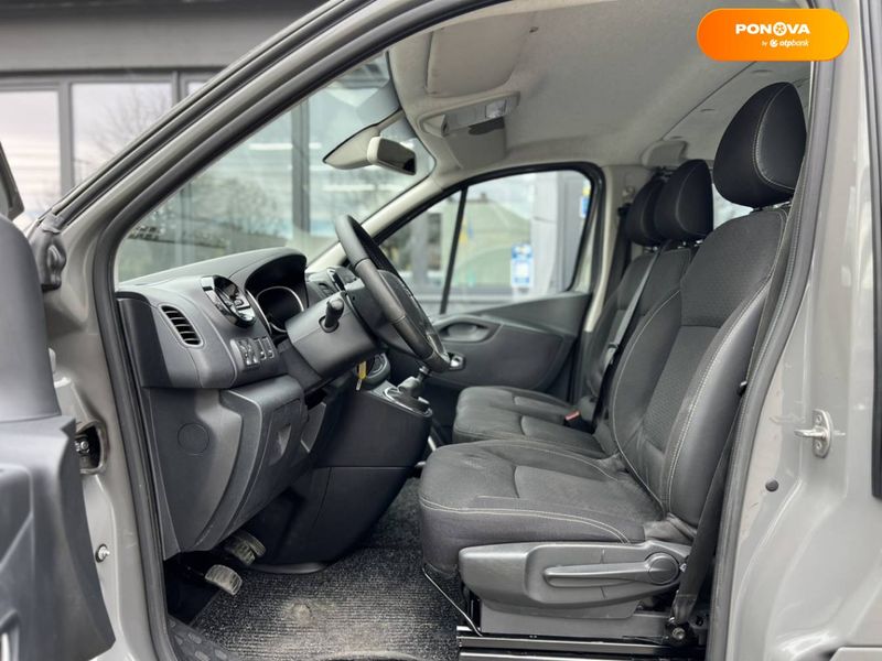 Opel Vivaro, 2015, Дизель, 1.6 л., 246 тис. км, Мінівен, Сірий, Чернівці 34265 фото