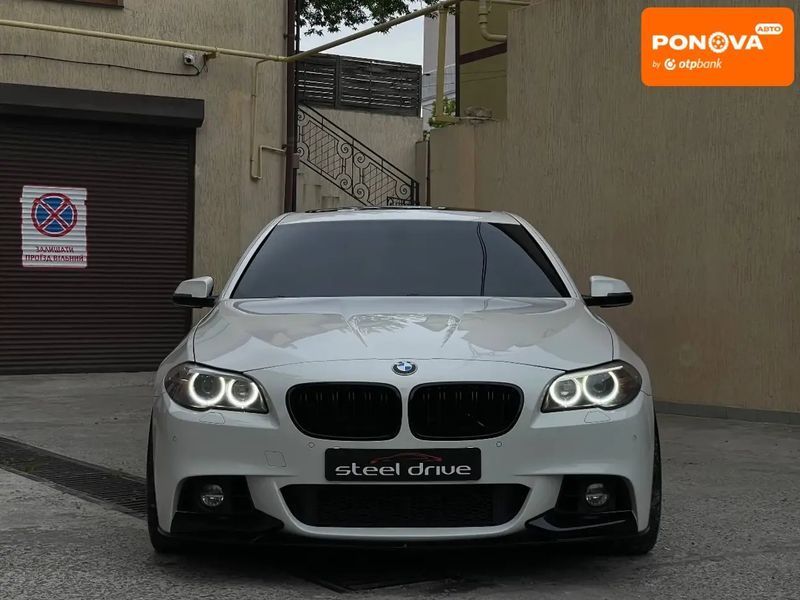 BMW 5 Series, 2013 г., Дизель, 339 тыс. км, Седан, Белый, Николаев AT-10417016 фото
