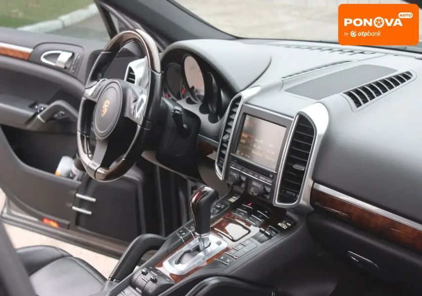 Porsche Cayenne, 2011 г., Бензин, 83 тыс. км, Внедорожник / Кроссовер, Серый, Днепр (Днепропетровск) AT-10405839 фото