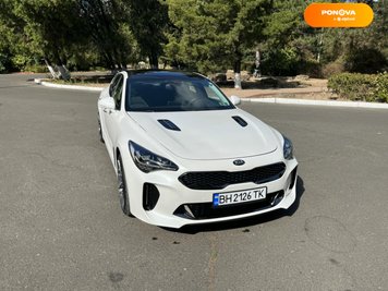 Kia Stinger, 2017, Бензин, 2 л., 78 тис. км, Фастбек, Білий, Одеса Cars-Pr-162210 фото