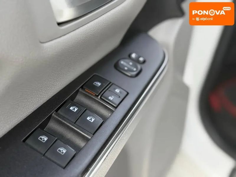 Toyota Camry, 2016 г., Газ пропан-бутан / Бензин, 197 тыс. км, Седан, Белый, Днепр (Днепропетровск) AT-10417731 фото