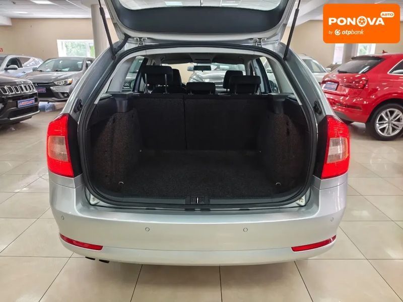 Skoda Octavia, 2010 р., Бензин, 236 тис. км, Універсал, Сірий, Кропивницький (Кіровоград) AT-10420643 фото