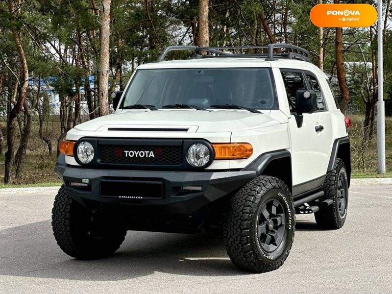 Toyota FJ Cruiser, 2008, Газ пропан-бутан / Бензин, 4 л., 170 тыс. км, Внедорожник / Кроссовер, Белый, Киев Cars-Pr-55859 фото