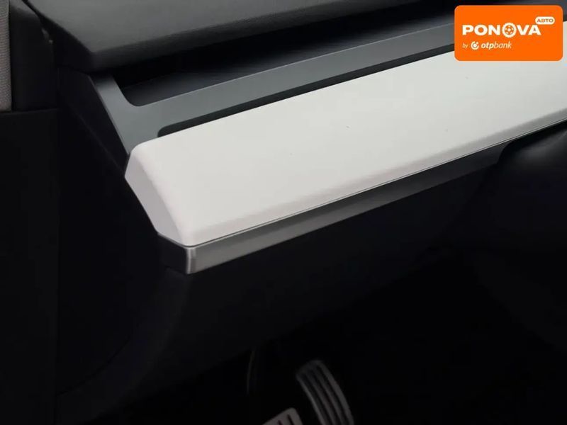 Tesla Model Y, 2022 р., Електро, 129 тис. км, Позашляховик / Кросовер, Червоний, Рівне AT-10409601 фото