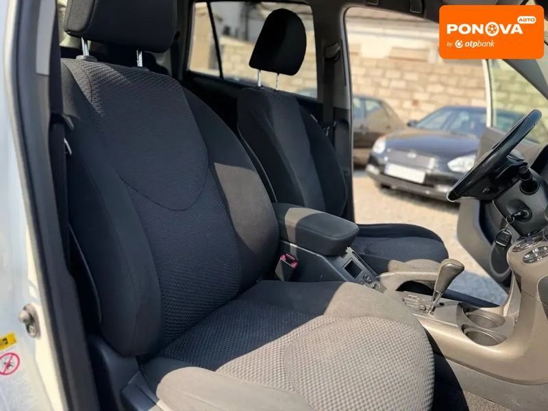 Toyota RAV4, 2010 г., Газ пропан-бутан / Бензин, 123 тыс. км, Внедорожник / Кроссовер, Белый, Днепр (Днепропетровск) AT-10417781 фото