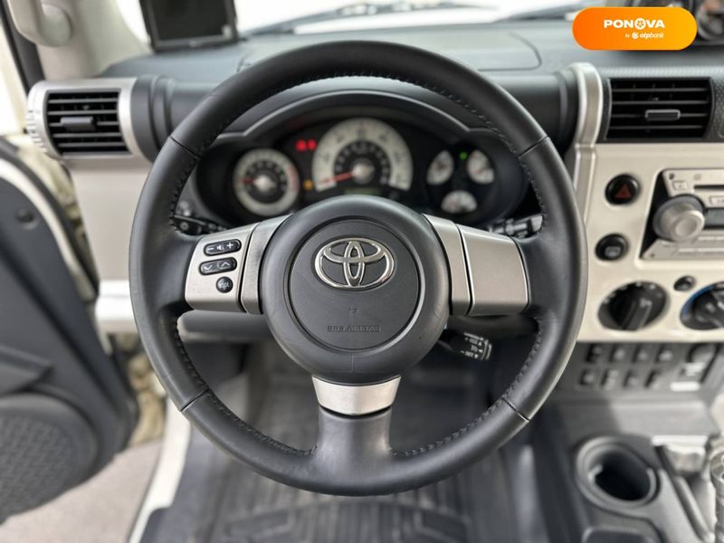 Toyota FJ Cruiser, 2008, Газ пропан-бутан / Бензин, 4 л., 170 тыс. км, Внедорожник / Кроссовер, Белый, Киев Cars-Pr-55859 фото