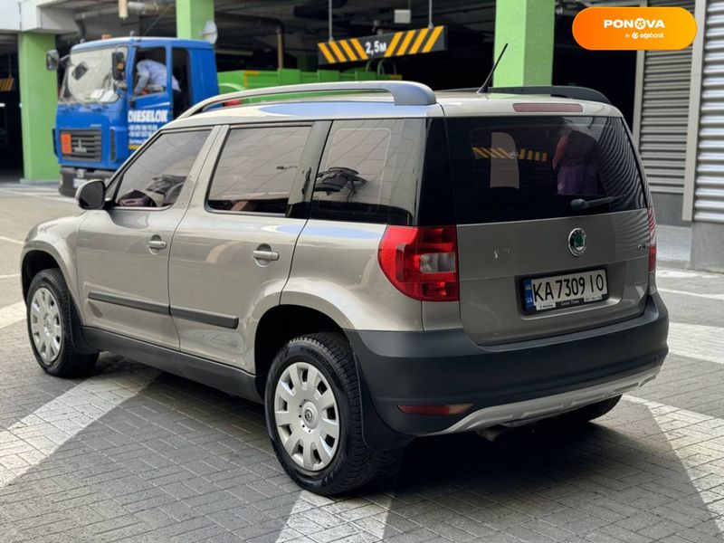 Skoda Yeti, 2012, Бензин, 1.2 л., 203 тис. км, Позашляховик / Кросовер, Бежевий, Київ 103804 фото