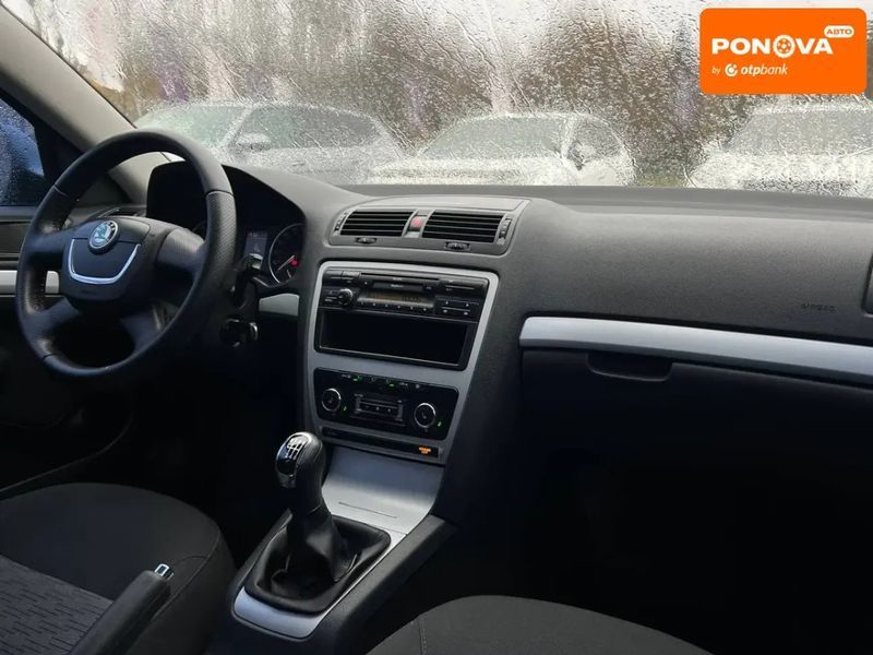 Skoda Octavia, 2010 г., Бензин, 218 тыс. км, Седан, Серый, Кривой Рог AT-10405160 фото