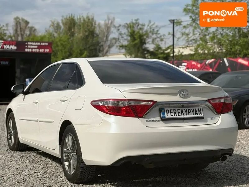 Toyota Camry, 2016 г., Газ пропан-бутан / Бензин, 197 тыс. км, Седан, Белый, Днепр (Днепропетровск) AT-10417731 фото