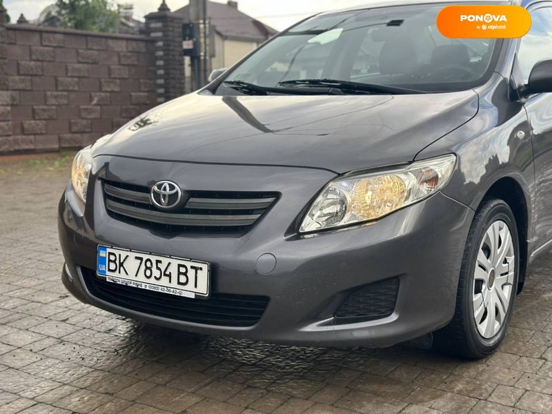 Toyota Corolla, 2007, Газ пропан-бутан / Бензин, 1.6 л., 185 тыс. км, Седан, Серый, Ровно Cars-Pr-64246 фото